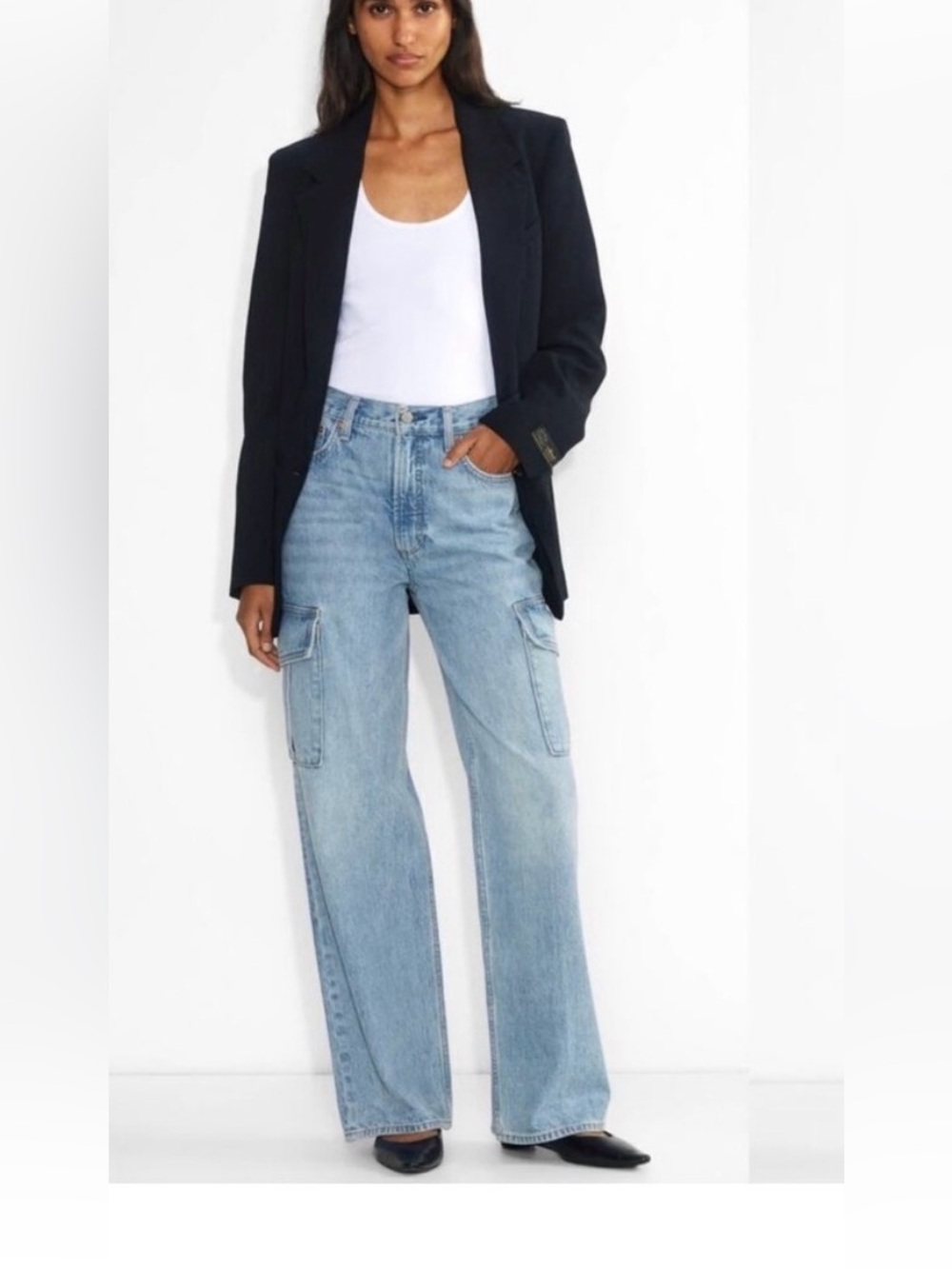 NWT Denim Forum the Farrah Light Blue Wide-Leg Cargo Jeans - Women's size 27